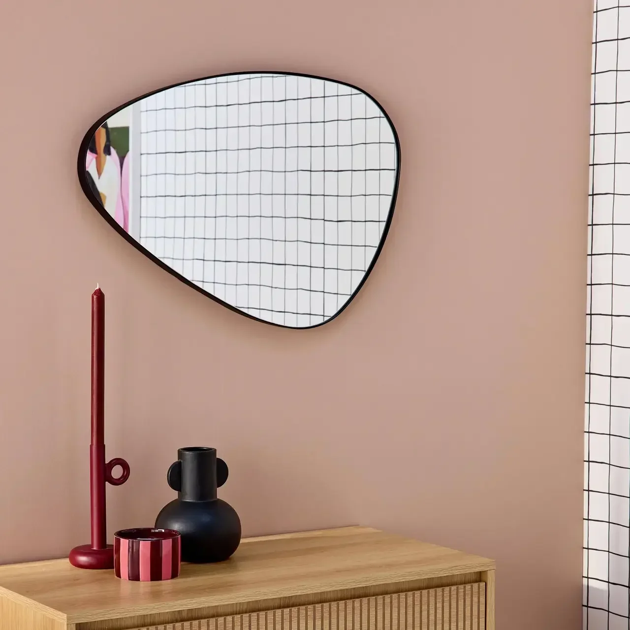 Miroir design métal noir organique 64 cm Harvey - Déco murale moderne