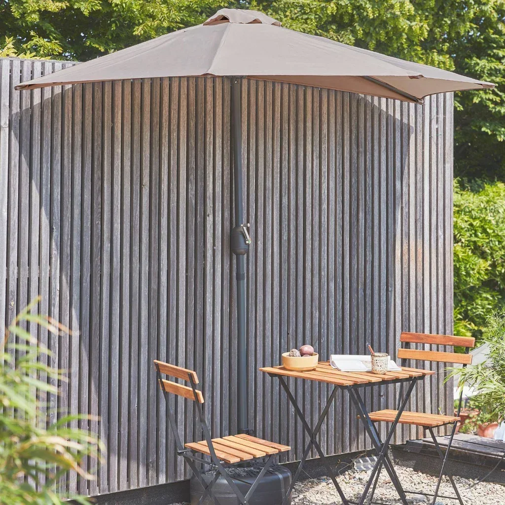Parasol balcon 2,5m demi-rond à mât central aluminium UV 180g/m²