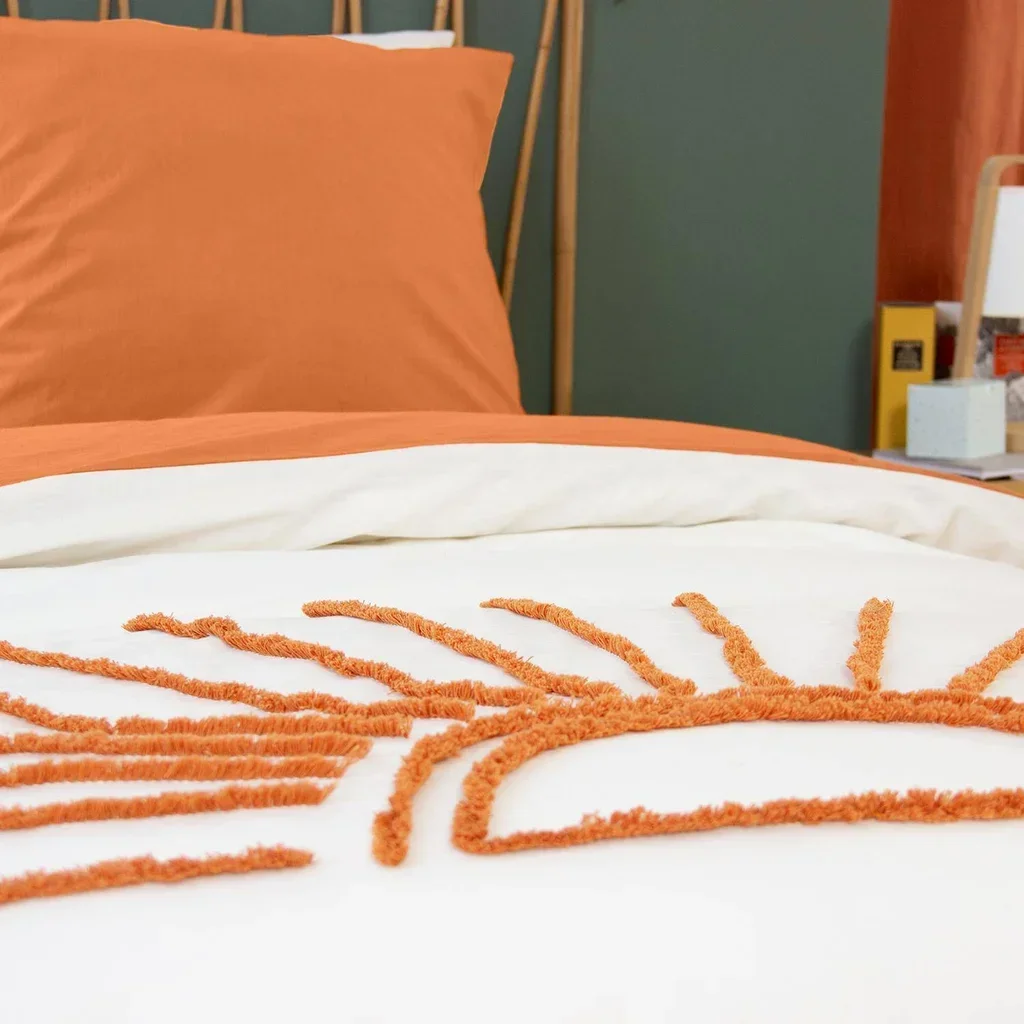 Parure lit 1 personne coton tufté réversible motif soleil terracotta 140x200