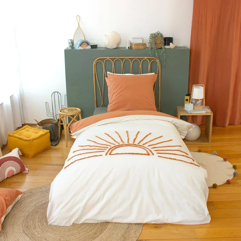 Parure lit 1 personne coton tufté réversible motif soleil terracotta 140x200