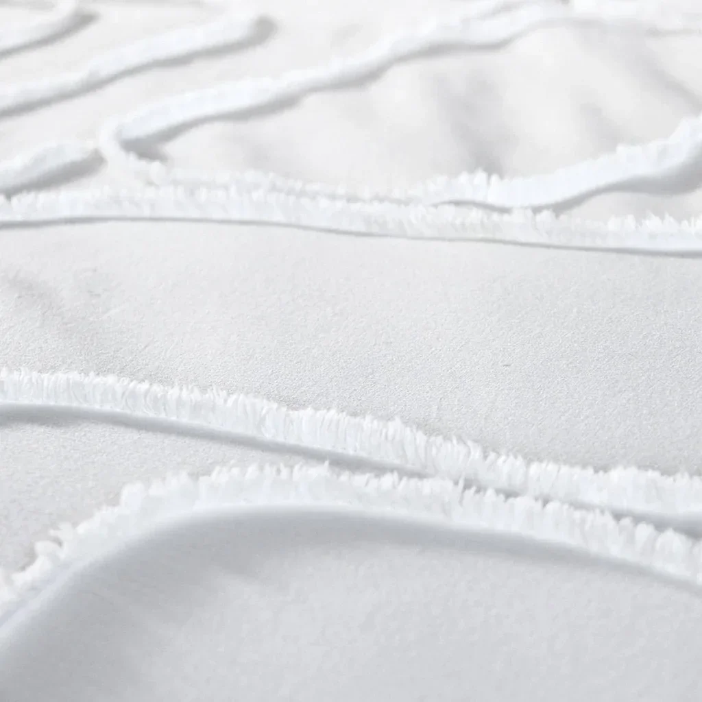 Parure de lit 2 personnes coton lavé tufté motifs arrondis blanc Hestia