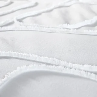 Parure de lit 2 personnes coton lavé tufté motifs arrondis blanc Hestia