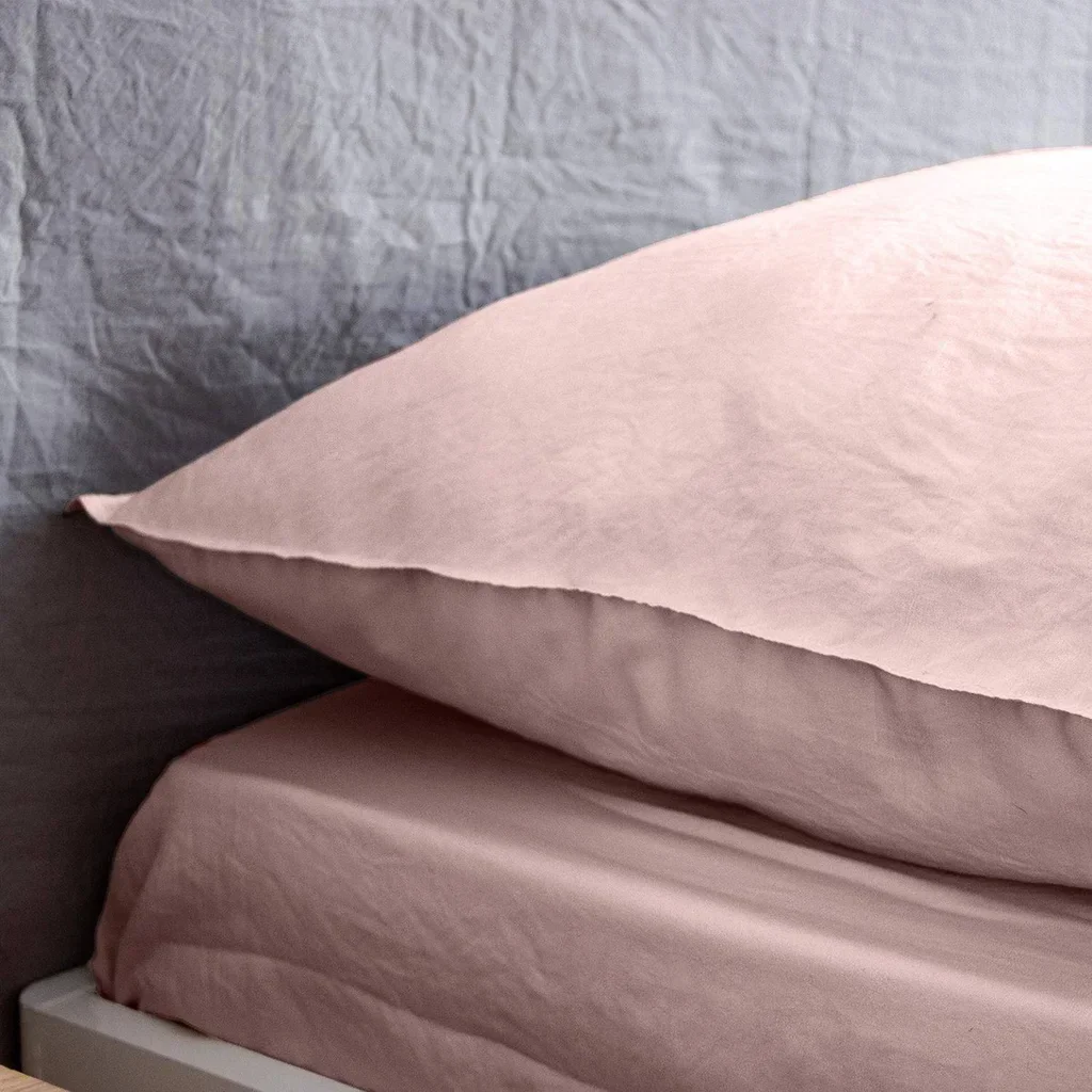 Parure de lit 2 personnes microfibre lavée rose poudré - Luna 240x220 cm