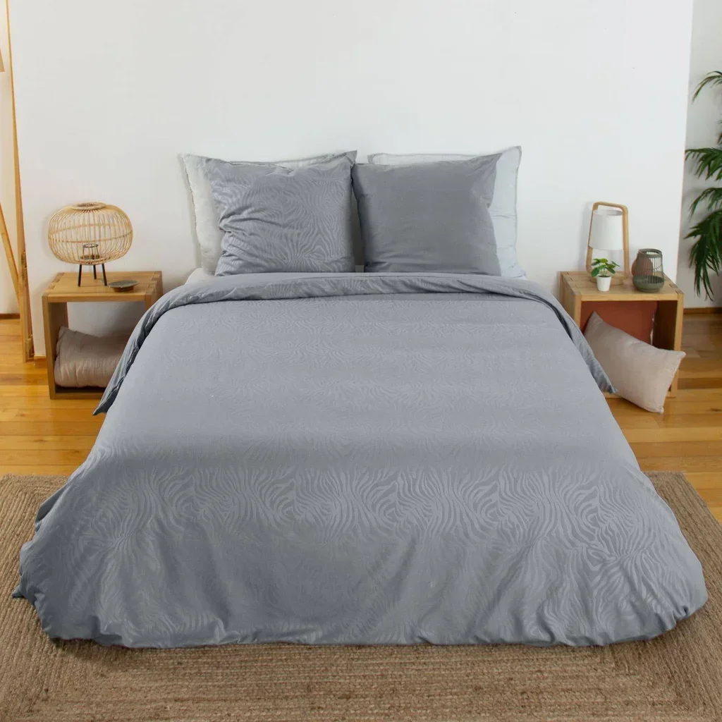 Parure de lit 2 places réversible motif zèbre gris polyester Oeko-Tex