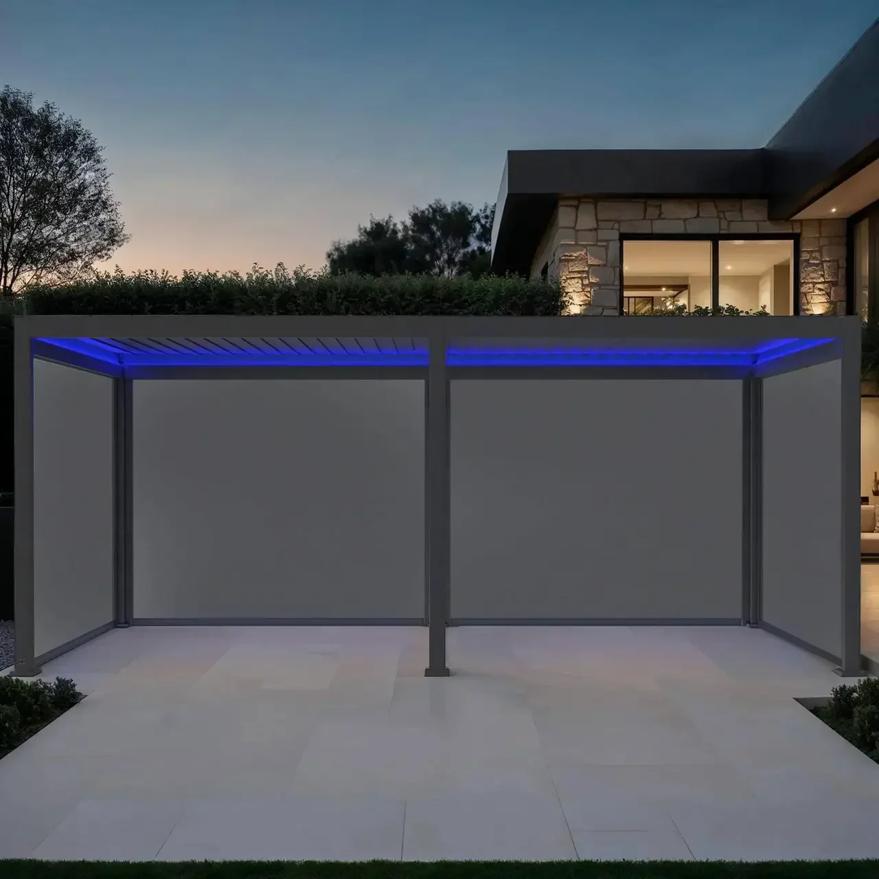 Pergola bioclimatique 6x3m aluminium motorisée LED avec stores latéraux Triomphe