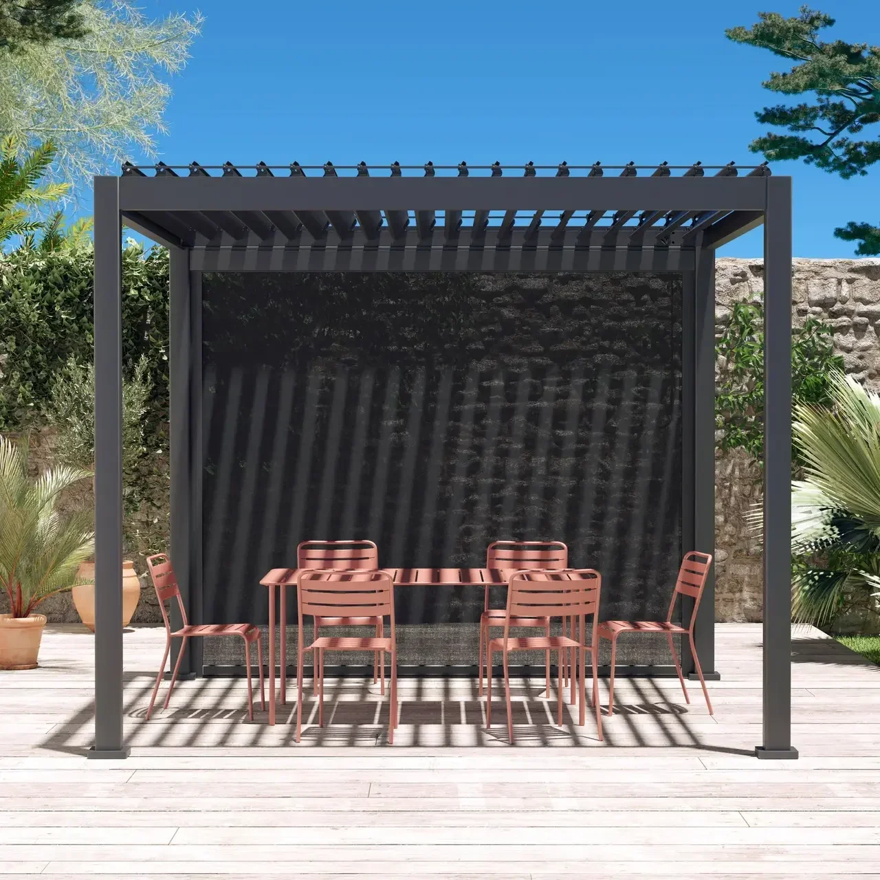 Pergola bioclimatique aluminium 3x3m anthracite avec store latéral Triomphe
