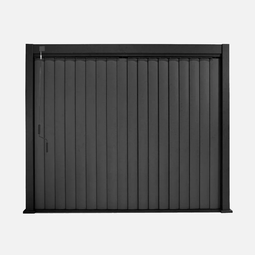 Pergola bioclimatique aluminium 4x3m avec panneau latéral orientable modèle Triomphe