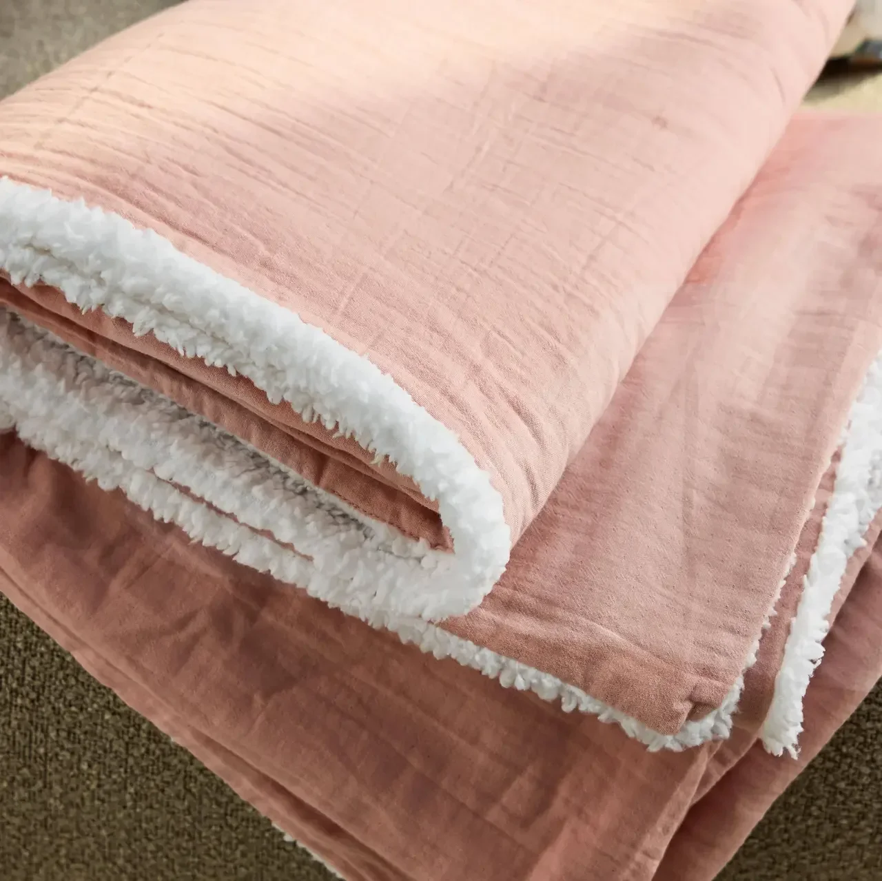 Plaid douillet sherpa et gaze de coton kaki 130x170 cm Alix