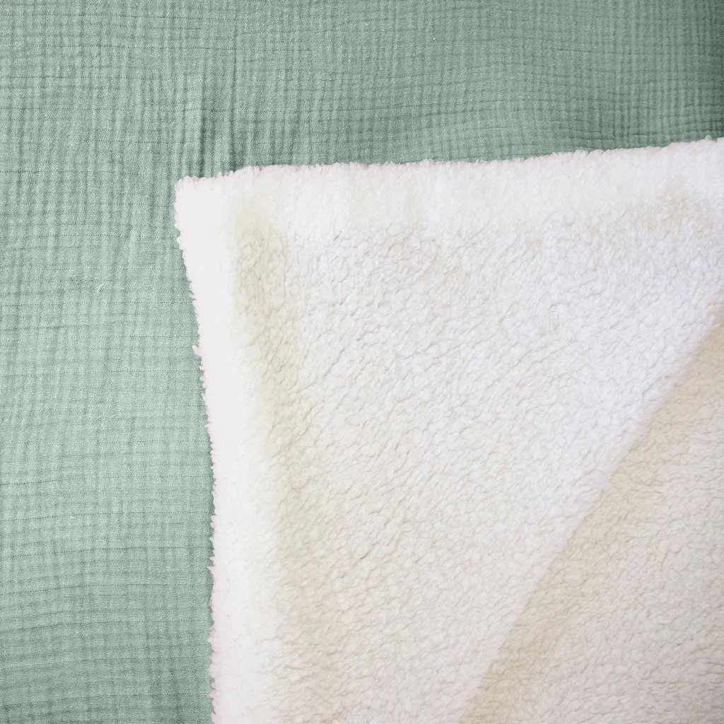 Plaid sherpa kaki 130x170 cm douillet Alix - Oeko-Tex