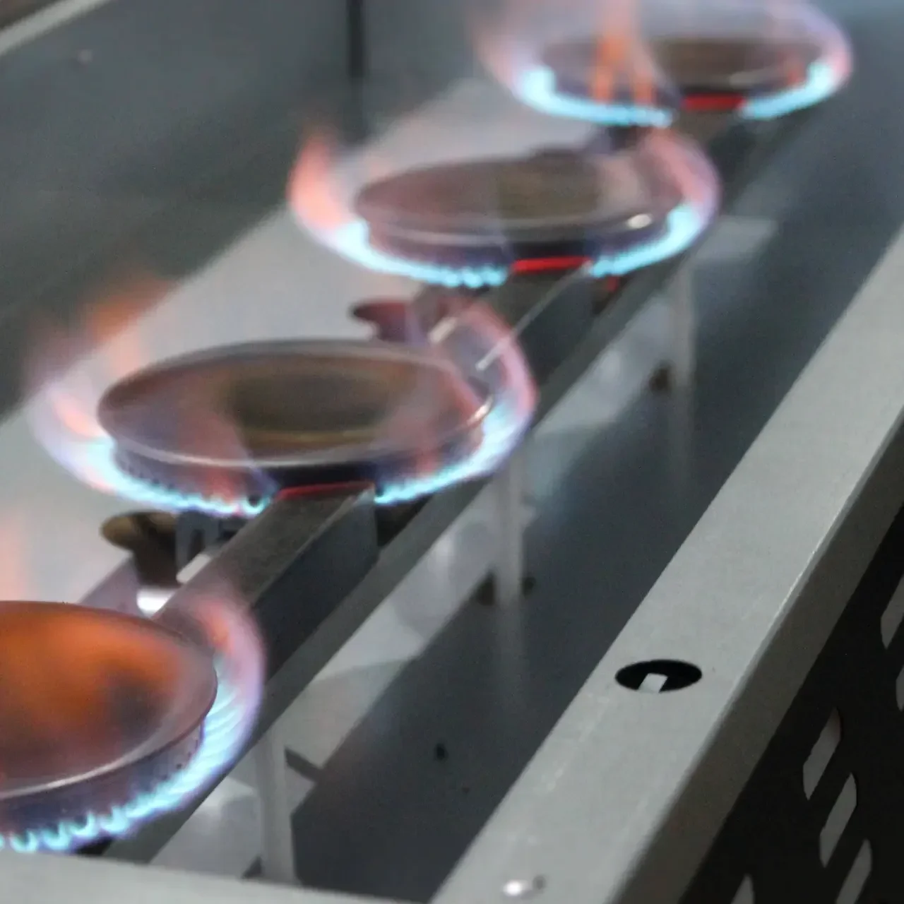 Plancha à gaz 4 feux inox 10 kW Porthos plaque acier émaillé amovible