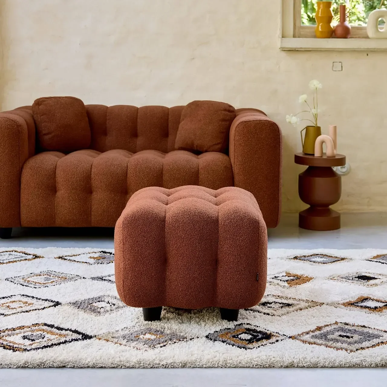 Pouf repose-pieds Leon 2 places bouclette texturée beige salon cosy