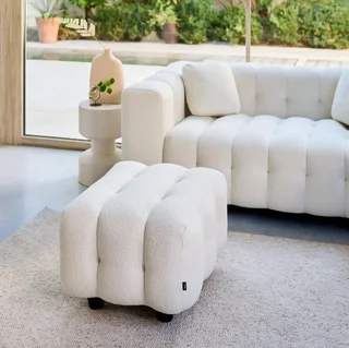 Pouf repose-pieds Leon 2 places bouclette texturée beige