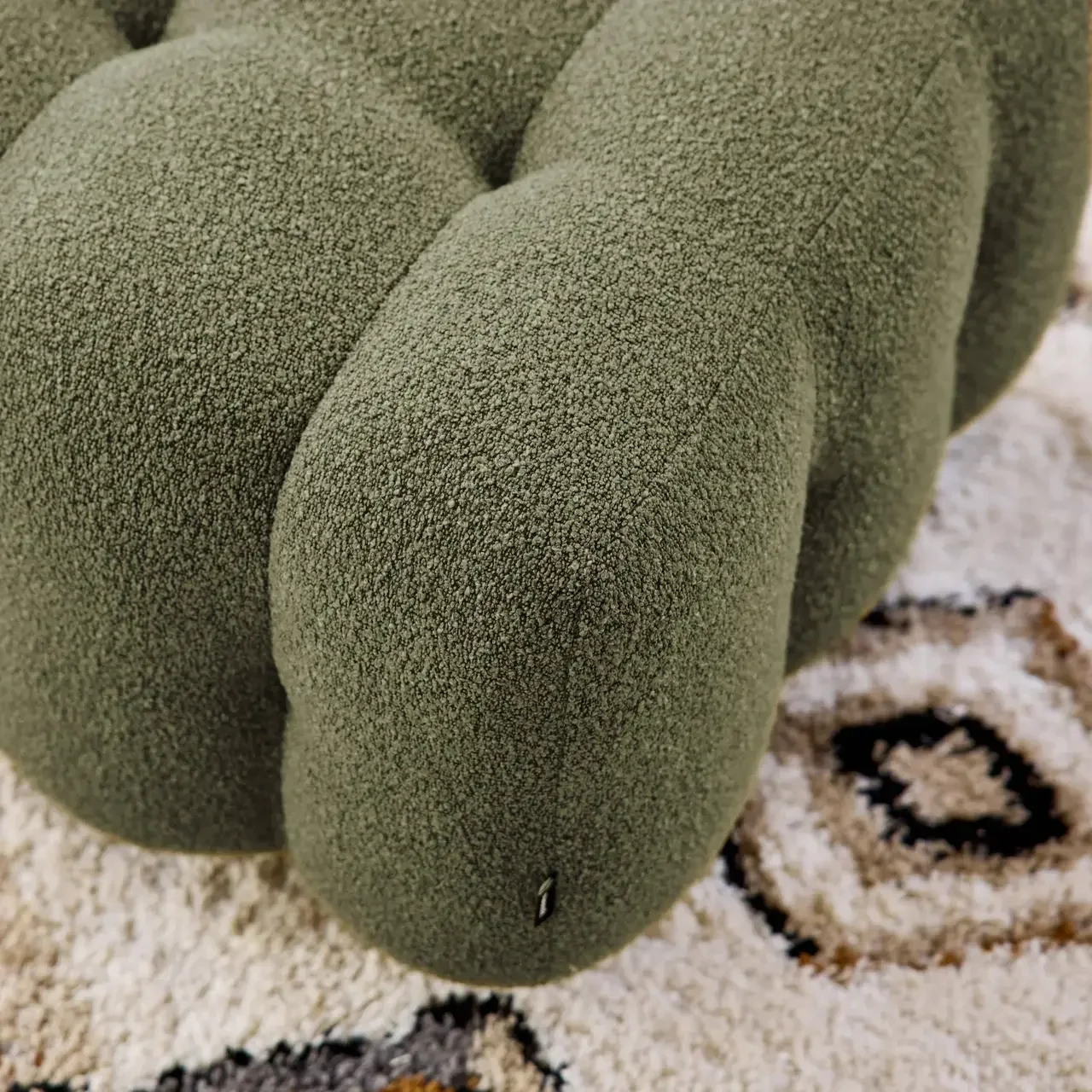 Pouf repose-pieds Leon 2 places bouclette texturée beige