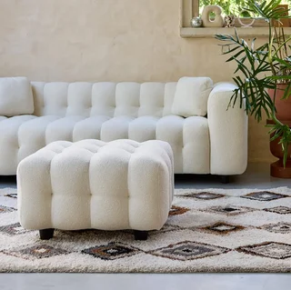 Pouf repose-pieds Leon bouclette crème 3 places salon cosy