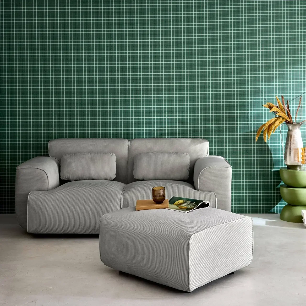 Pouf repose-pieds velours côtelé gris anthracite design contemporain Wallas