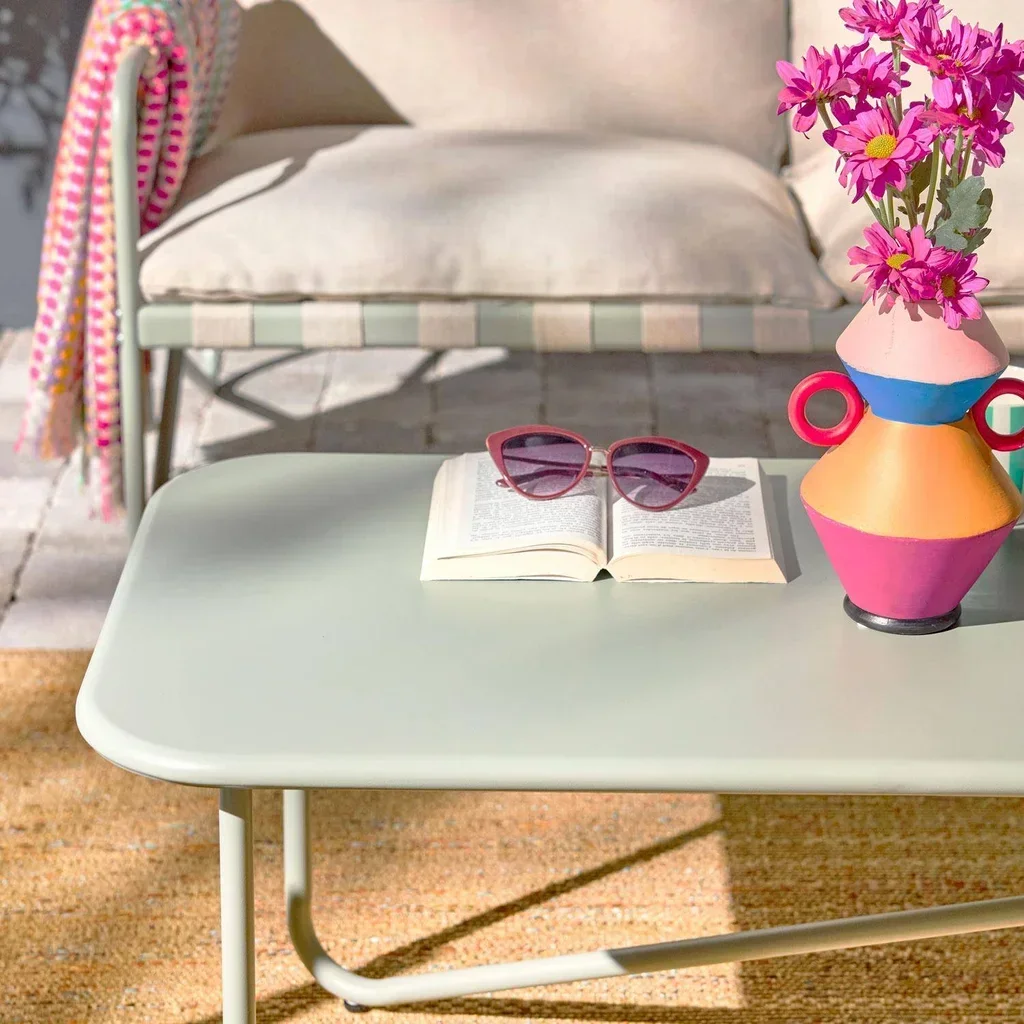 Salon de jardin Alcamo 4 places acier kaki beige avec table basse