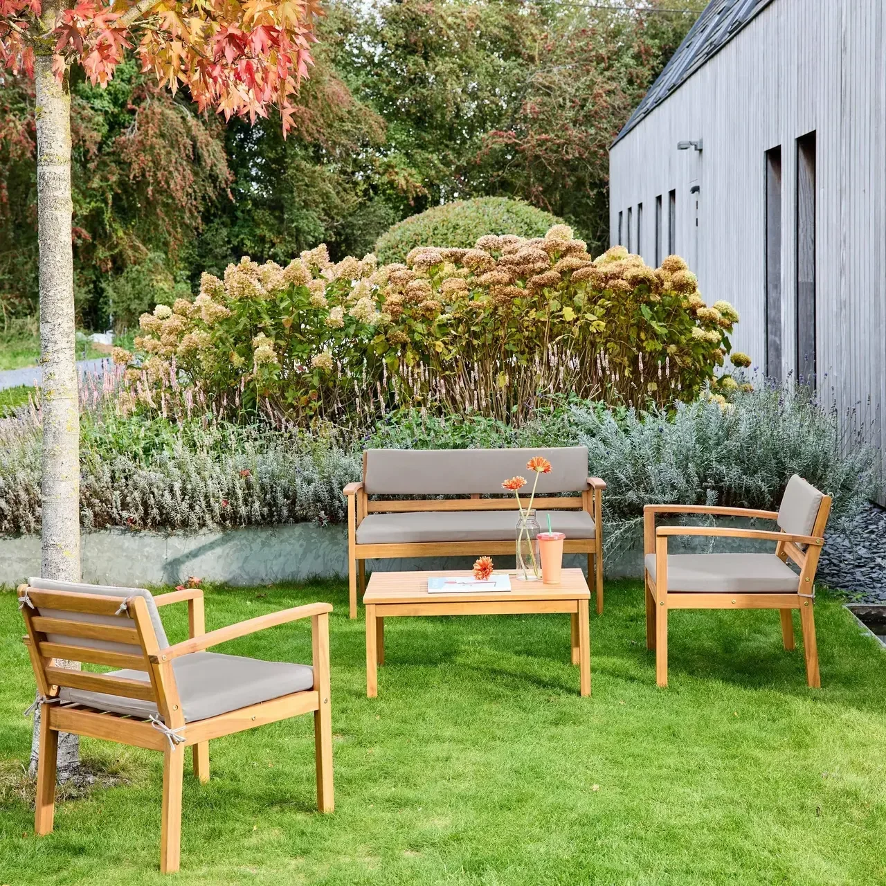 Salon de jardin 4 places bois acacia FSC avec coussins déhoussables