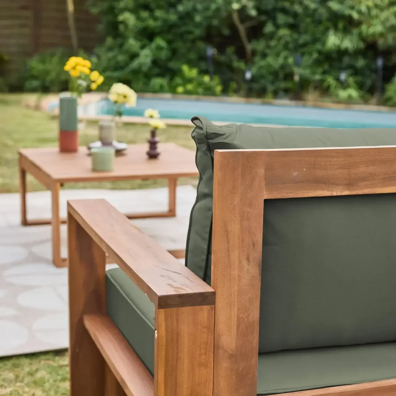 Conjunto jardín 5 plazas madera acacia FSC con cojines 14 cm muebles exterior