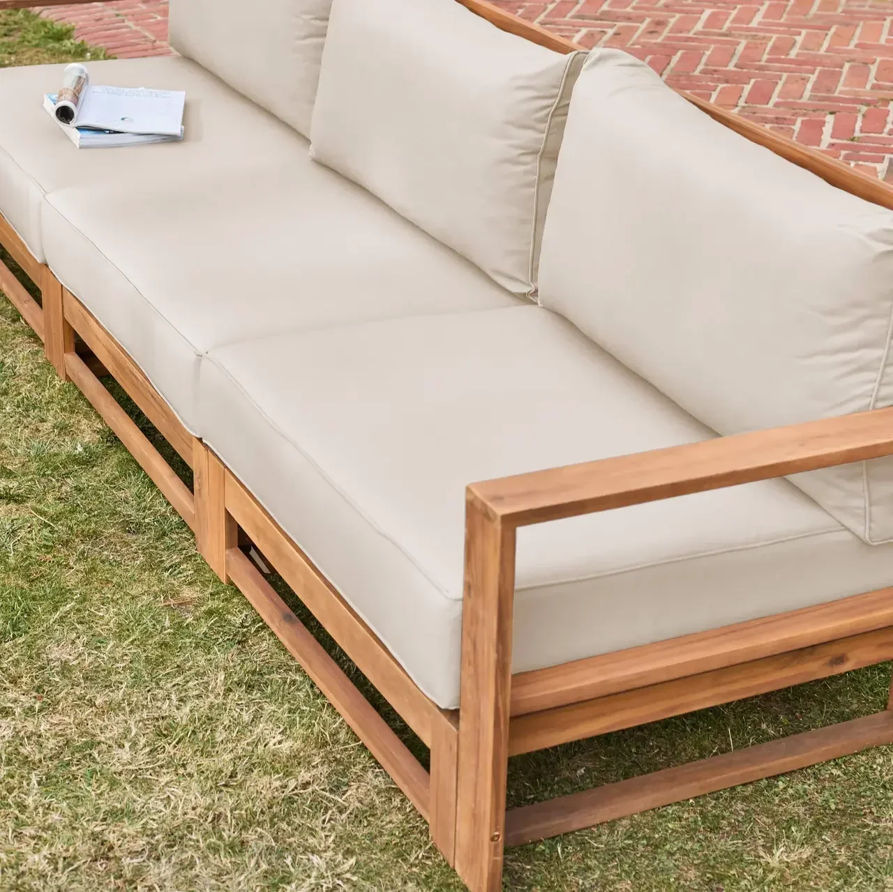Conjunto jardín 5 plazas madera acacia FSC Mendoza cojines 14 cm