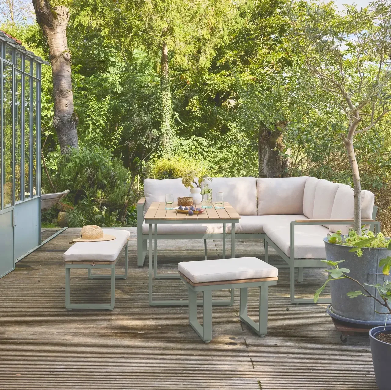 Gartenmöbel Set 8 Personen Akazienholz Aluminium Pampas Terrasse Esstisch