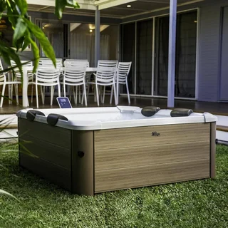 Spa carré 160 cm 6 places balnéothérapie avec appuie-têtes et couverture isolante