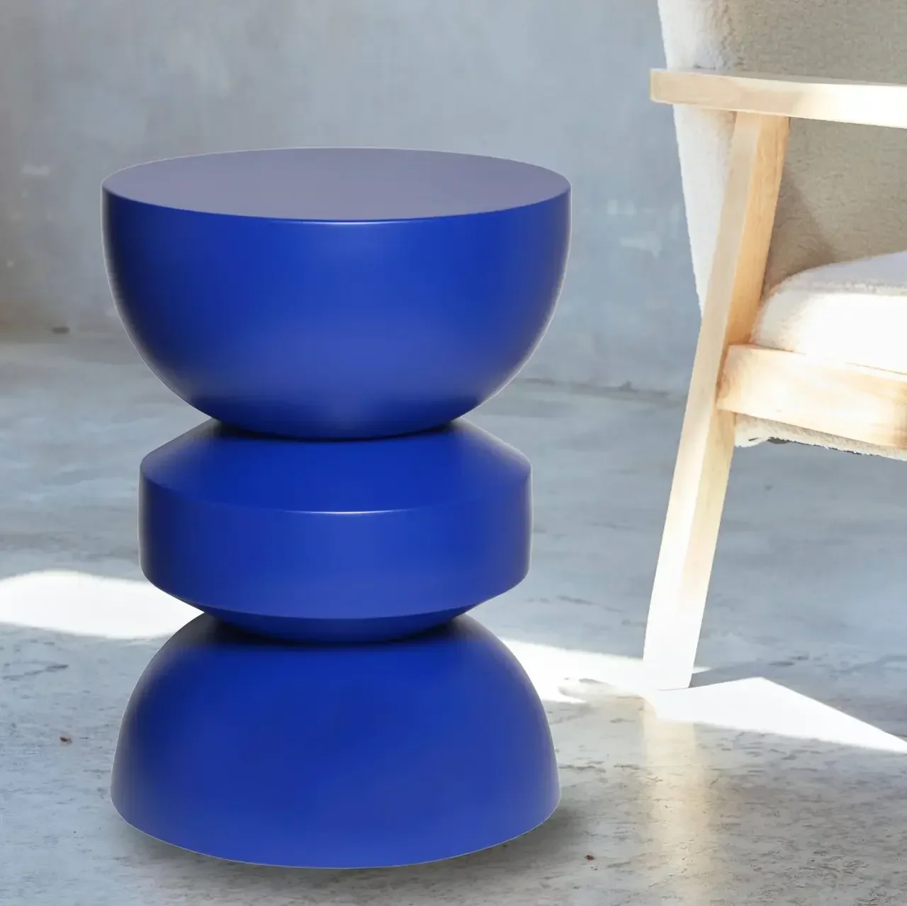 Table d'appoint ronde métal Ø32cm H43,5cm design minimaliste Assa