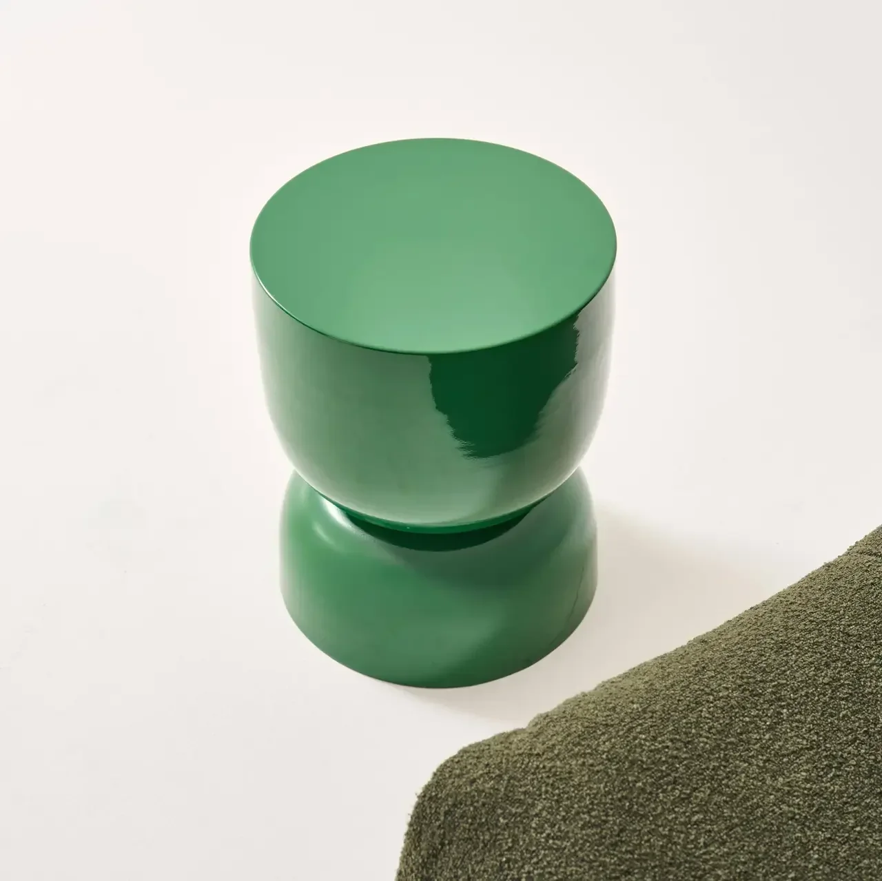 Table d'appoint ronde Madi métal verre Ø32cm design minimaliste