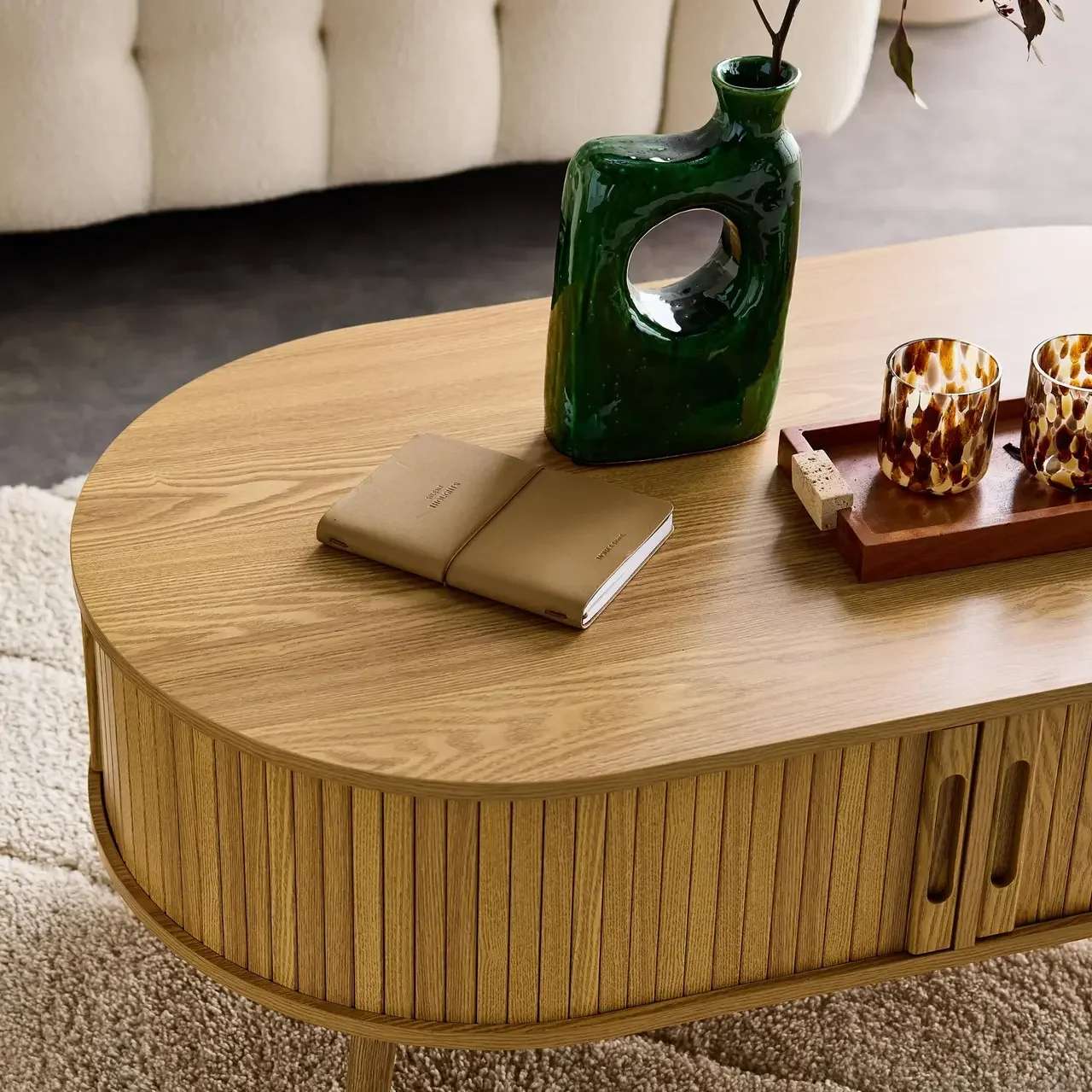 Table basse scandinave bois strié double porte coulissante Legacy