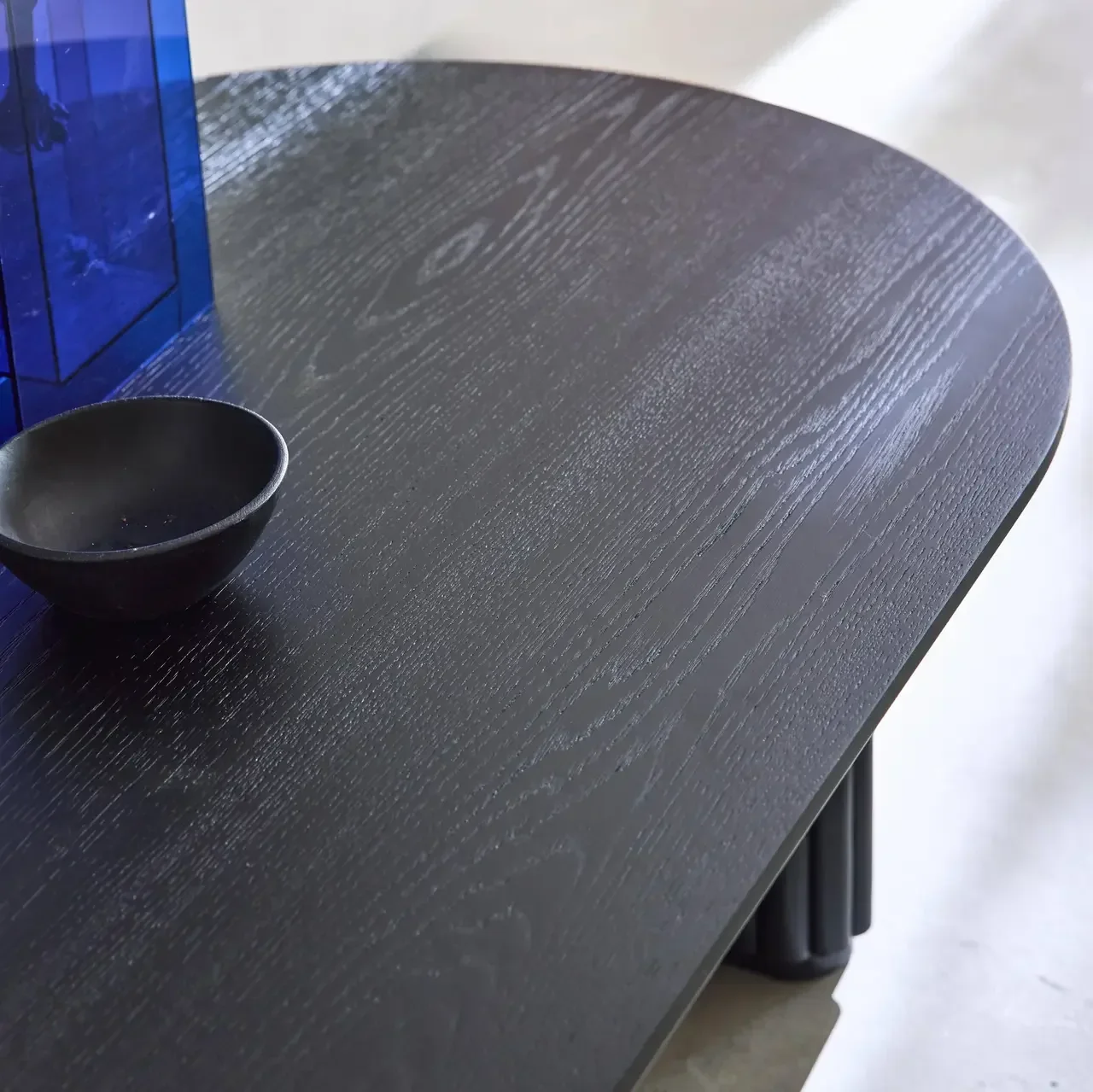 Table basse ovale bois hévéa chêne salon design Gabrielle