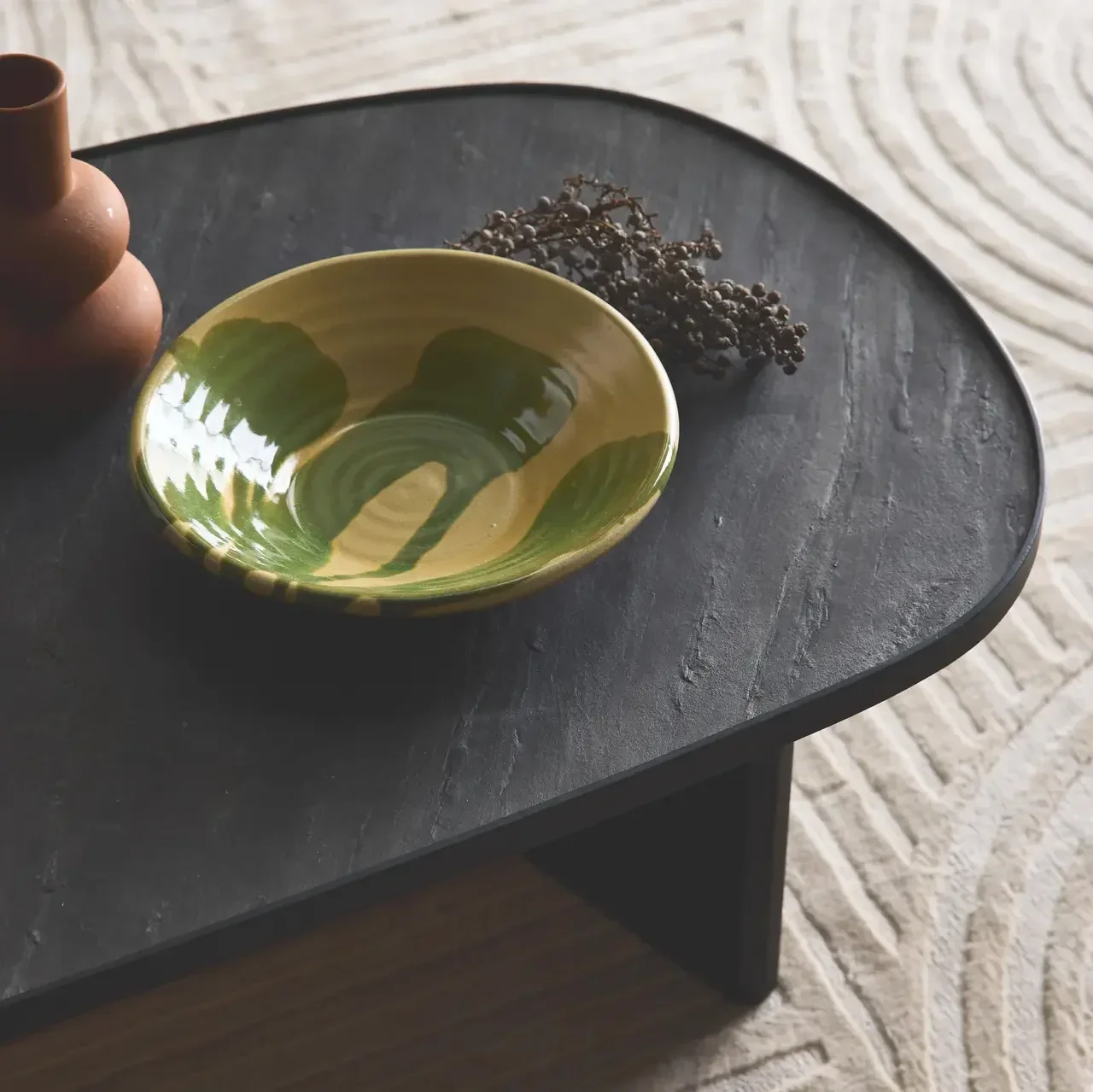 Table basse ovale Shiva bois manguier pierre naturelle salon