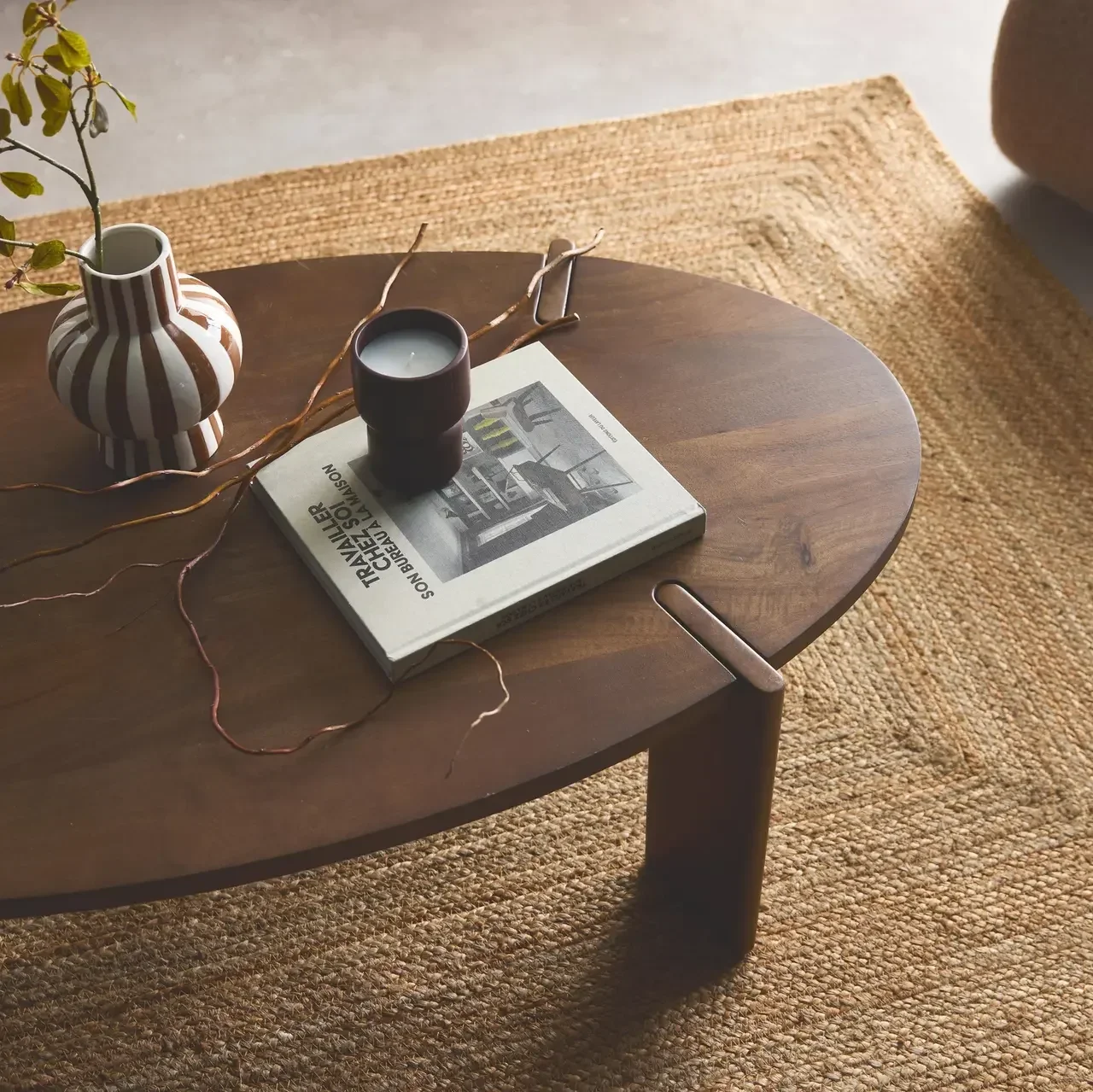 Table basse ovale bois massif manguier style exotique noyer Reva