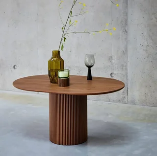 Mesa de centro retangular em nogueira esculpida à mão Coleção Faro 90x60 cm