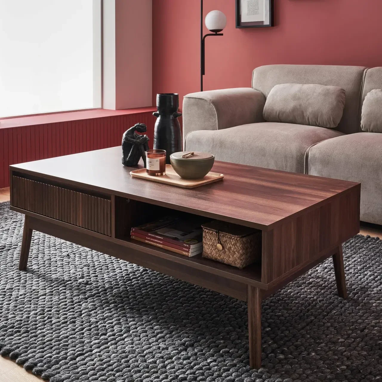 Table basse scandinave rectangulaire bois strié avec tiroir rangement