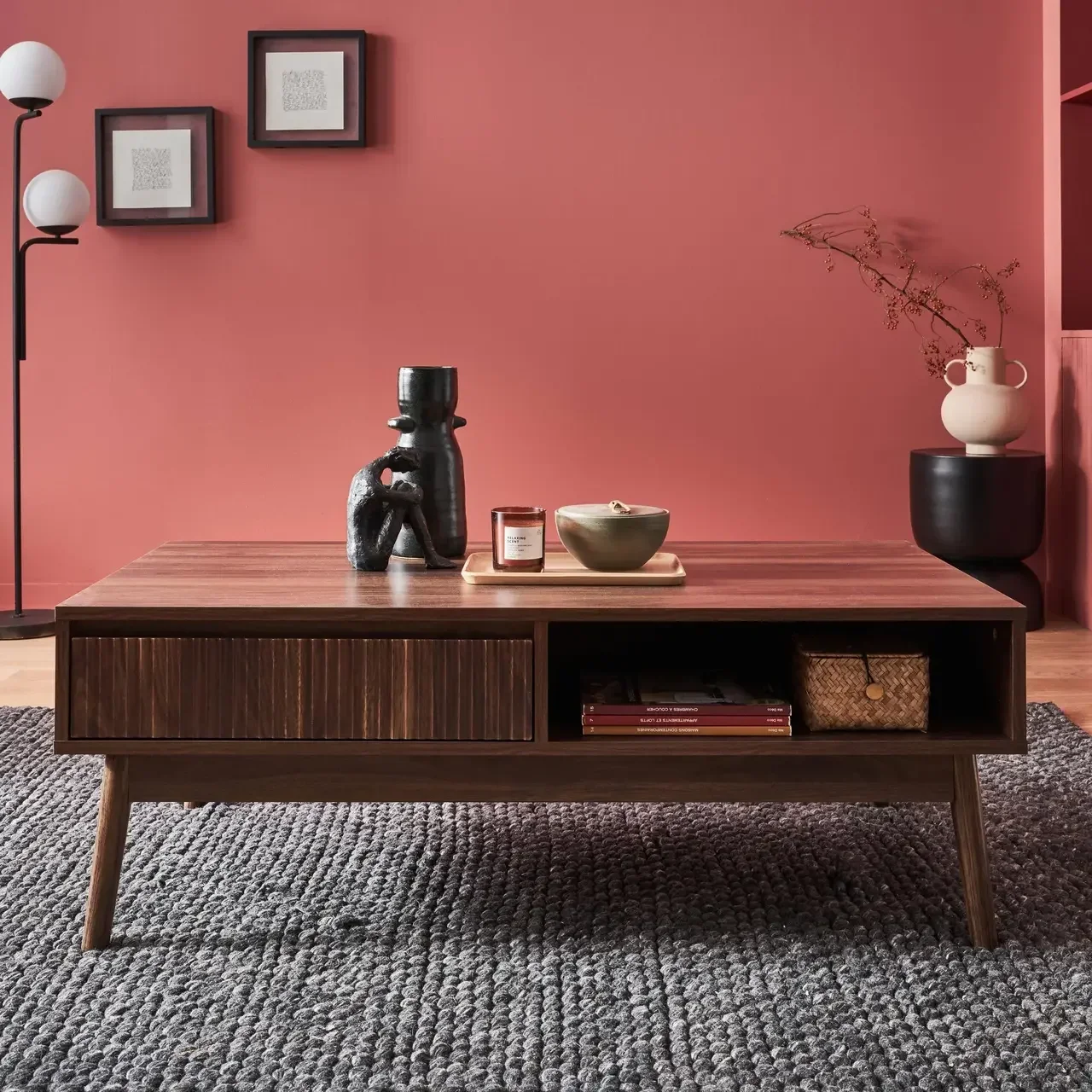 Table basse scandinave rectangulaire bois strié avec tiroir rangement