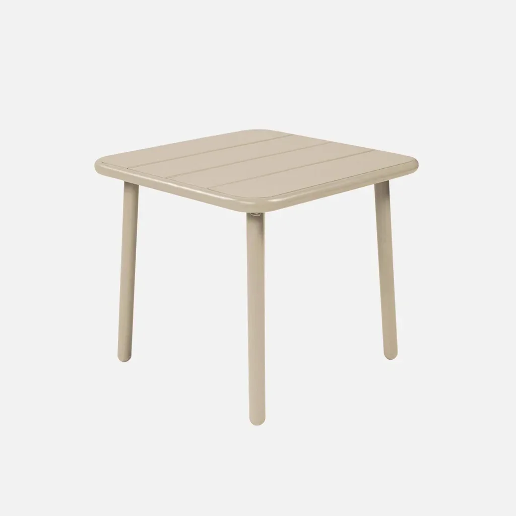 Table d'appoint extérieure carrée métal Amélia acier antirouille jardin
