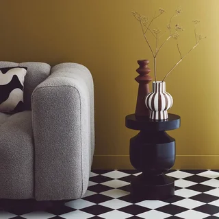 Alma Beistelltisch schwarzes Metall Ø30,5 cm minimalistisches Design