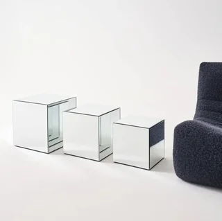 Mesa Lateral Cubo Espelho 40 cm - Mesa de Sofá Design Refletivo