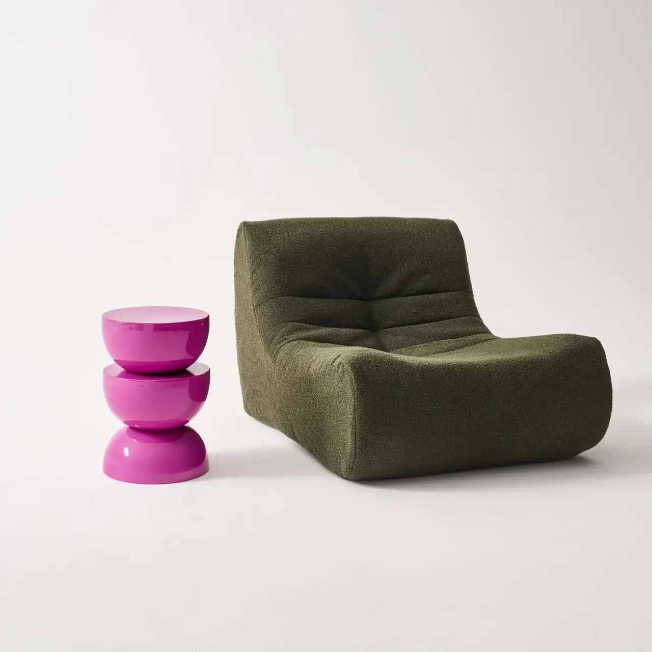 Table d'appoint Coumba violet brillant design effet verre métal Ø32 cm