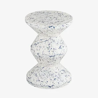 Table d'appoint mouchetée Zina Ø33cm acier émaillé H47cm design