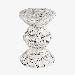 Table d'appoint mouchetée Ø33cm acier émaillé H47cm design Zina