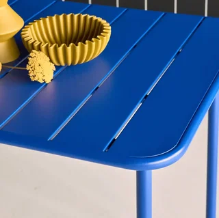 Table de jardin métal Amélia 4 places acier antirouille extérieur