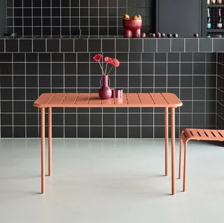 Table de jardin Amélia métal 4 places acier antirouille extérieur