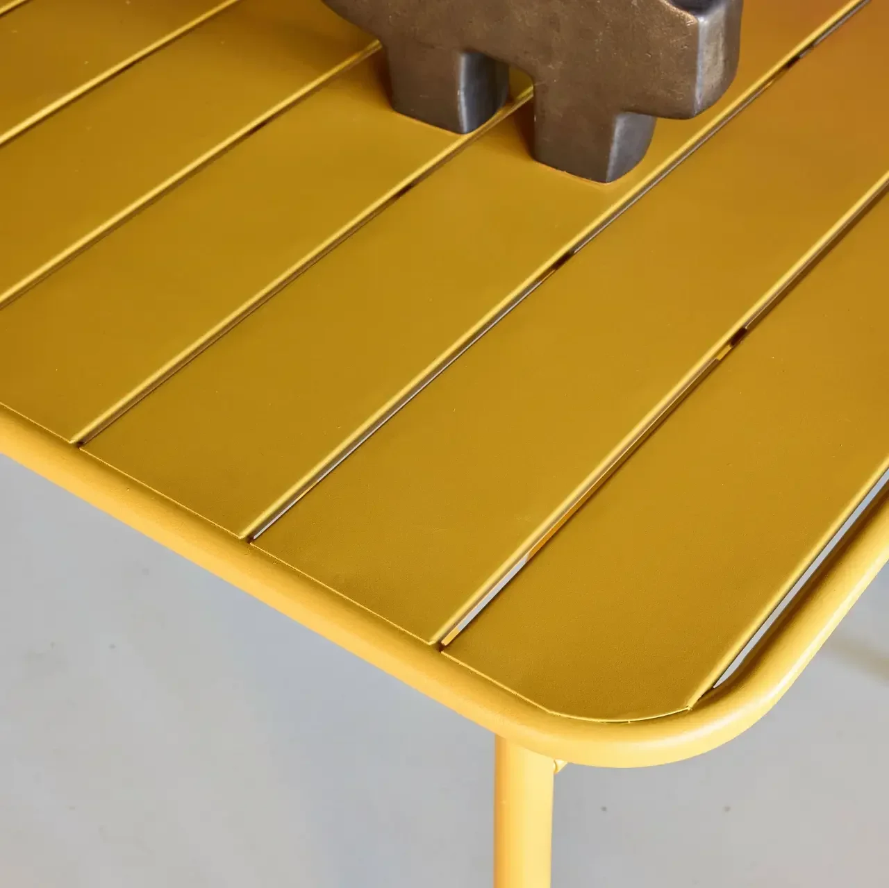 Table de jardin métal Amélia 4 personnes acier antirouille extérieur
