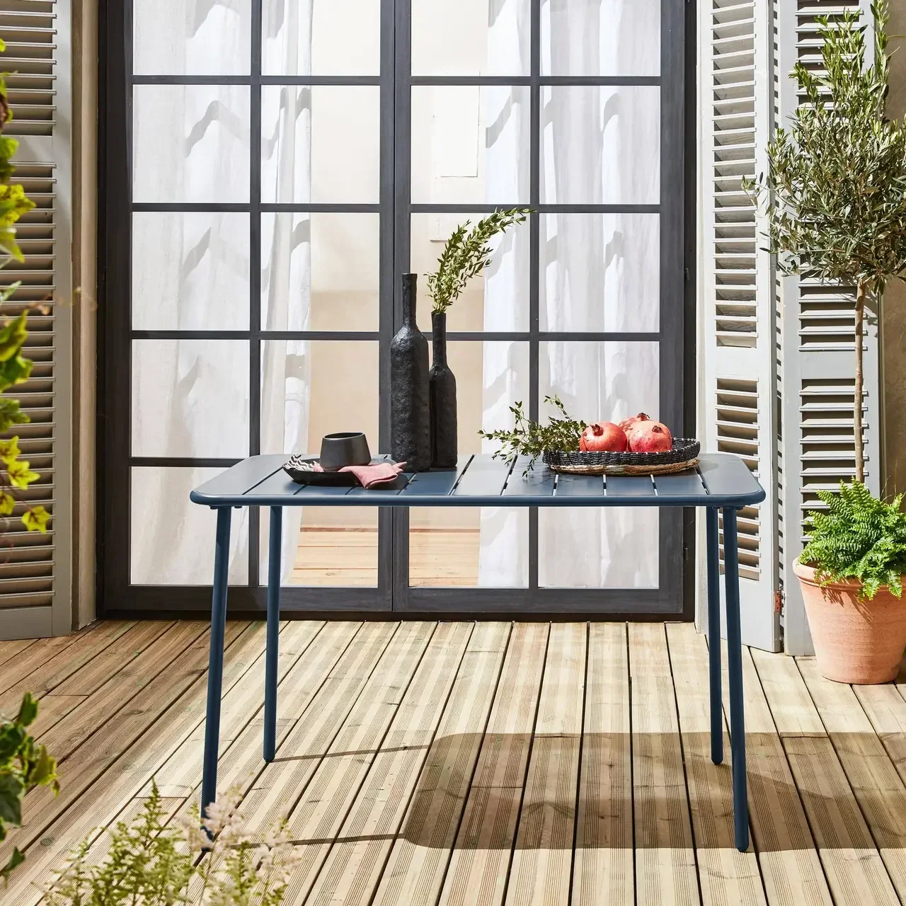 Table de jardin métal 4 places Amélia acier antirouille extérieur