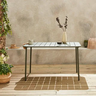 Table de jardin Amélia en métal 4 personnes design intemporel