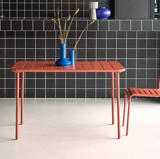 Table de jardin métal Amélia 4 personnes acier antirouille extérieur