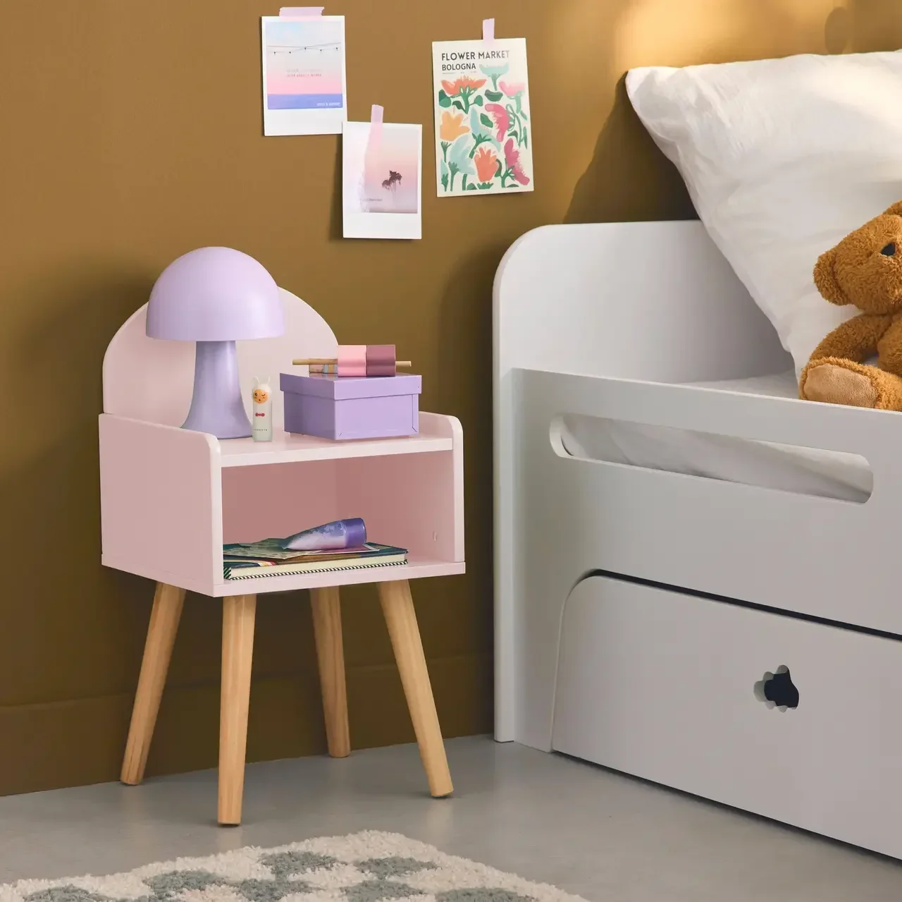 Table de chevet enfant Nephos bois naturel vert nuage