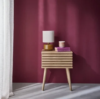 Skandinavischer Nachttisch Madere gestreiftes Holz 1 Schublade