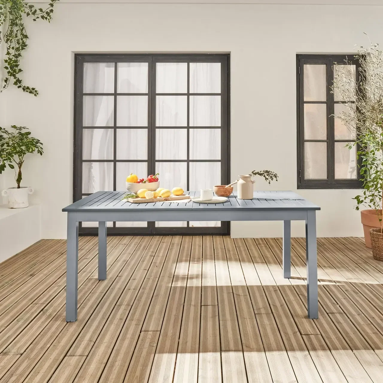 Extendable garden table aluminum 8 seater Chicago light grey