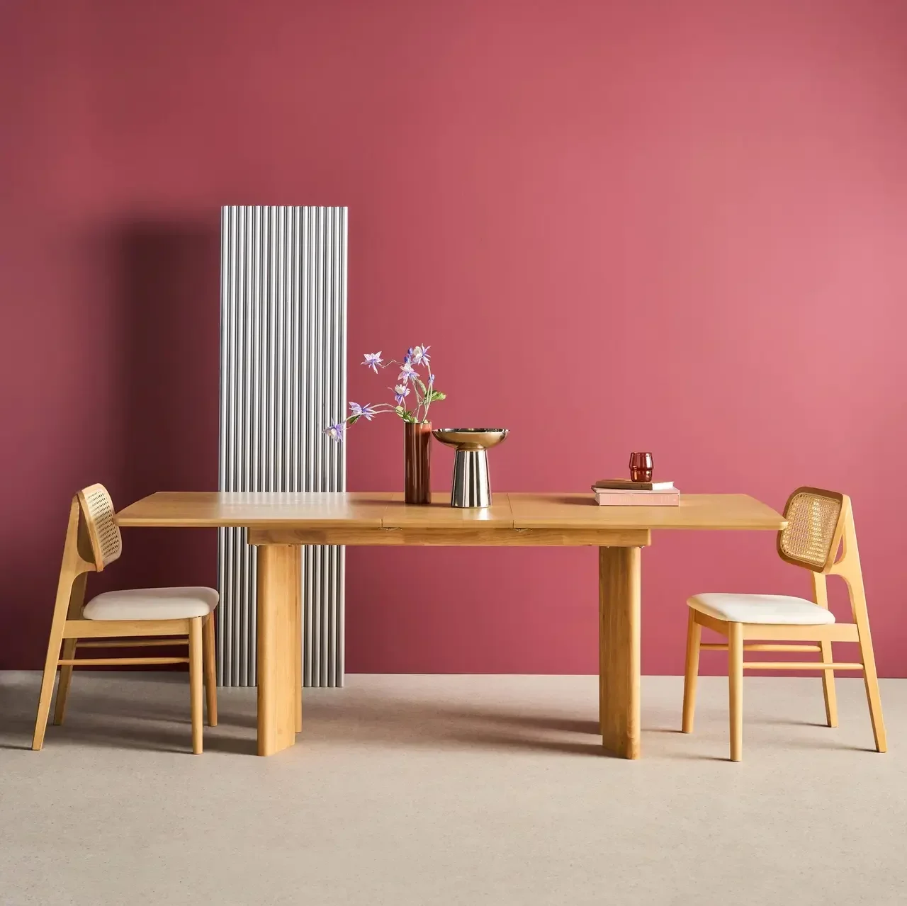 Table extensible bois massif hévéa chêne 6-8 personnes Albane